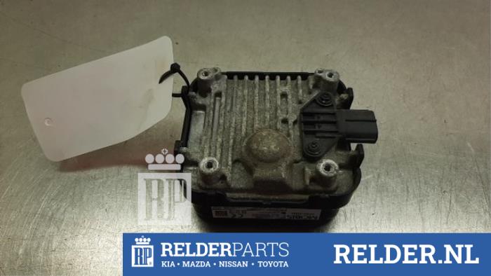 Begagnade Radarsensor Kia Sorento III (UM) 2.2 CRDi 16V VGT 4x4 Pris € 250,00 Marginaltabell erbjuds av Relder Parts B.V.