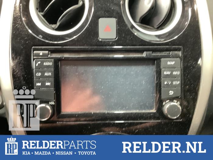 Używane Radioodtwarzacz CD Nissan Note (E12) 1.5 dCi 90 Cena € 150,00 Procedura marży oferowane przez Relder Parts B.V.