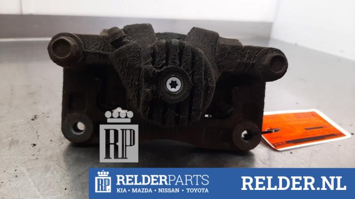 Gebrauchte Bremszange links hinten Kia Sorento I (JC) 3.5 V6 24V Preis € 30,00 Margenregelung angeboten von Relder Parts B.V.