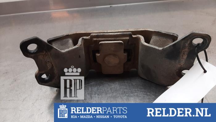 Used Engine mount Toyota Tundra (K5/K6) 5.7 V8 32V Dual VVT-I 4WD Price € 75,00 Margin scheme offered by Relder Parts B.V.