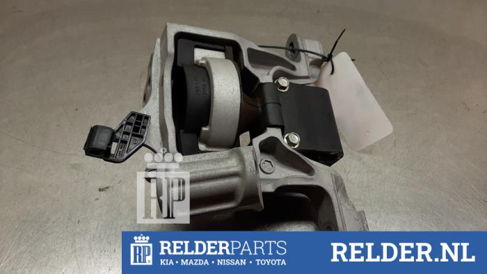 Usagé Support moteur Mazda CX-3 (DJ/DK) 2.0 SkyActiv-G 121 Prix € 50,00 Règlement à la marge proposé par Relder Parts B.V.