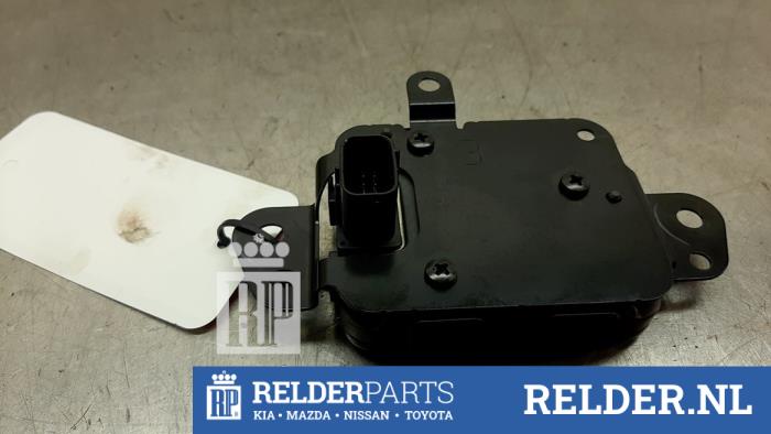 Begagnade Radarsensor Toyota Yaris IV (P21/PA1/PH1) 1.5 12V Hybrid 115 Pris € 375,00 Marginaltabell erbjuds av Relder Parts B.V.