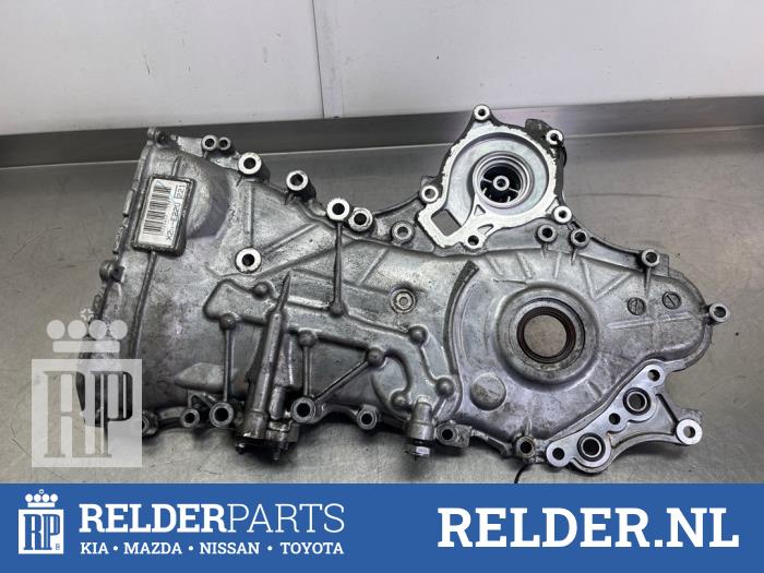 Usagé Couvercle de distribution Toyota Auris (E18) 1.8 16V Hybrid Prix € 45,00 Règlement à la marge proposé par Relder Parts B.V.