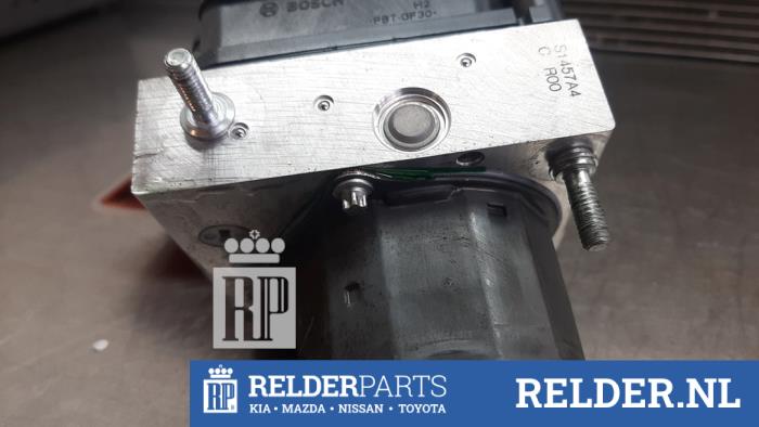 Usagé Pompe ABS Nissan Qashqai (J11) 1.6 DIG-T 163 16V Prix € 75,00 Règlement à la marge proposé par Relder Parts B.V.