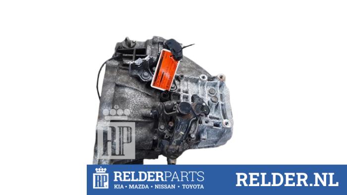 Usagé Boîte de vitesse Kia Cee'd (JDB5) 1.4 CRDi 16V Prix € 400,00 Règlement à la marge proposé par Relder Parts B.V.