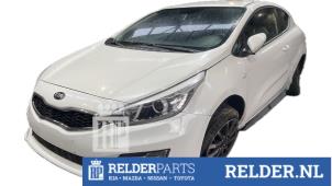 Drosselklappengehäuse van een Kia Cee'd (JDB5) 1.4 CRDi 16V 2015
