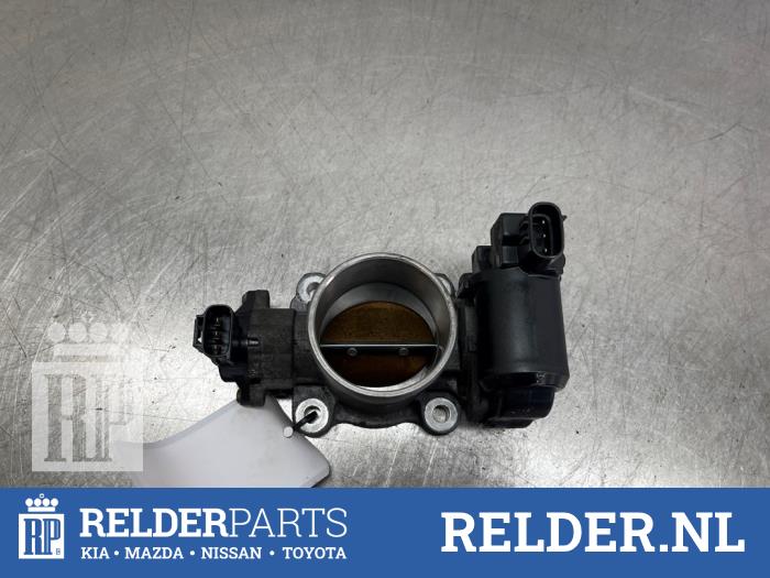 Gebrauchte Drosselklappengehäuse Toyota Avensis Wagon (T25/B1E) 2.0 16V D-4D-F Preis € 35,00 Margenregelung angeboten von Relder Parts B.V.