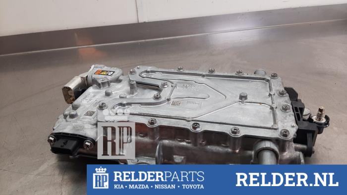 Używane DC/CD konwertor Mazda CX-60 (KH) 2.5 e-SkyActiv PHEV Cena € 500,00 Procedura marży oferowane przez Relder Parts B.V.