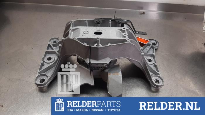 Used Engine mount Mazda CX-60 (KH) 2.5 e-SkyActiv PHEV Price € 200,00 Margin scheme offered by Relder Parts B.V.