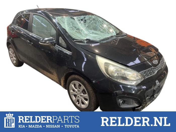 Klima Kondensor van een Kia Rio III (UB) 1.2 CVVT 16V 2012