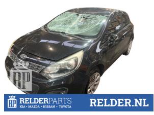 Klima Kondensor van een Kia Rio III (UB) 1.2 CVVT 16V 2012