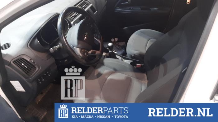 Used Engine management computer Kia Rio III (UB) 1.2 CVVT 16V Price € 90,00 Margin scheme offered by Relder Parts B.V.