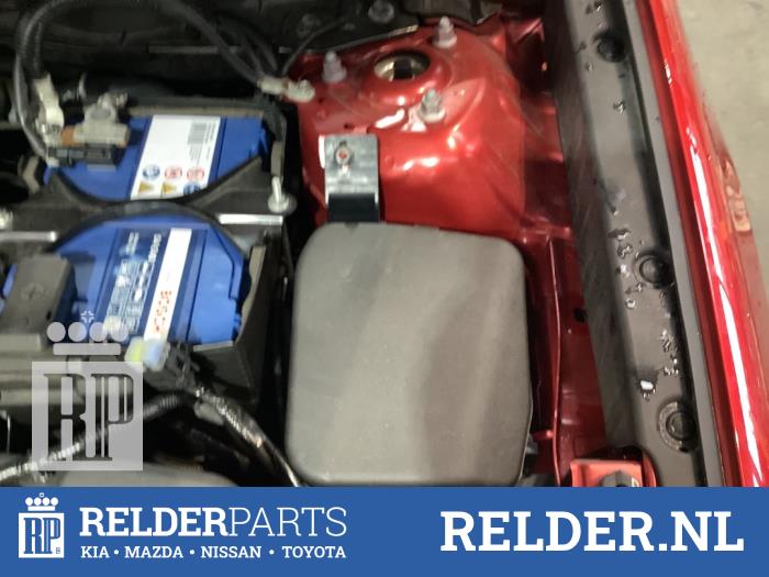 Begagnade Säkringsbox Mazda CX-3 (DJ/DK) 2.0 SkyActiv-G 120 Pris € 75,00 Marginaltabell erbjuds av Relder Parts B.V.