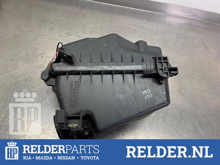 Gebrauchte Luftfiltergehäuse Toyota Corolla Verso (R10/11) 1.8 16V VVT-i Preis € 35,00 Margenregelung angeboten von Relder Parts B.V.