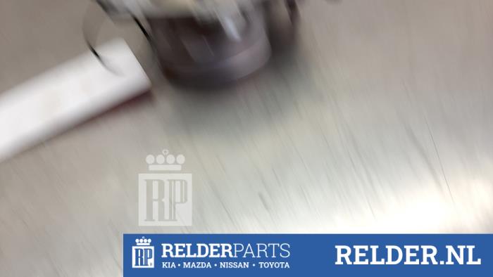 Gebrauchte Drosselklappengehäuse Toyota Corolla Cross Preis € 125,00 Margenregelung angeboten von Relder Parts B.V.