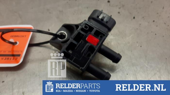 Begagnade Bränsletryckssensor Toyota Corolla Cross Pris € 50,00 Marginaltabell erbjuds av Relder Parts B.V.