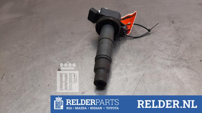 Usagé Bobine Toyota RAV4 (A2) 2.0 16V VVT-i 4x4 Prix € 15,00 Règlement à la marge proposé par Relder Parts B.V.