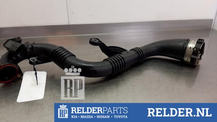 Usagé Tube intercooler Nissan Qashqai (J11) 1.2 DIG-T 16V Prix € 50,00 Règlement à la marge proposé par Relder Parts B.V.