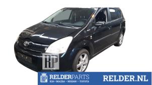 Klima Kondensor van een Toyota Corolla Verso (R10/11) 1.8 16V VVT-i 2004