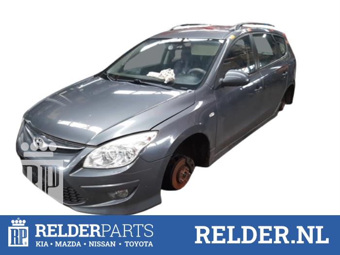 ABS Computer from a Hyundai i30 Crosswagon (WWH) 1.4 CVVT 16V 2010