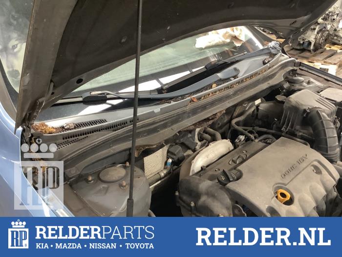 Używane Parawan Hyundai i30 Crosswagon (WWH) 1.4 CVVT 16V Cena € 25,00 Procedura marży oferowane przez Relder Parts B.V.