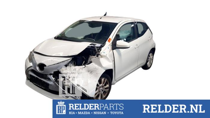 Usagé Ordinateur ABS Toyota Aygo (B40) 1.0 12V VVT-i Prix € 70,00 Règlement à la marge proposé par Relder Parts B.V.