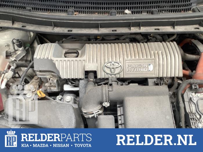 Used Engine Toyota Prius (ZVW3) 1.8 16V Plug-in Price € 1.500,00 Margin scheme offered by Relder Parts B.V.