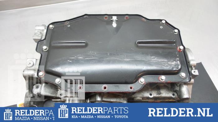 Ölwanne van een Mazda CX-7 2.2 MZR-CD 16V 2012