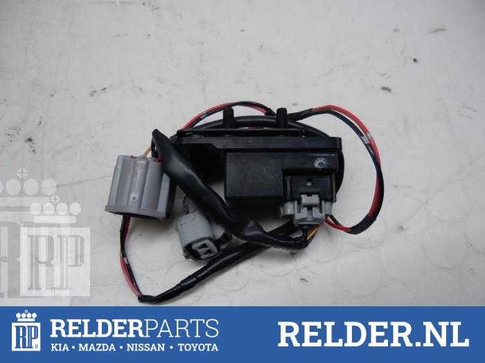 Begagnade Relä Mazda CX-7 2.2 MZR-CD 16V Pris € 25,00 Marginaltabell erbjuds av Relder Parts B.V.
