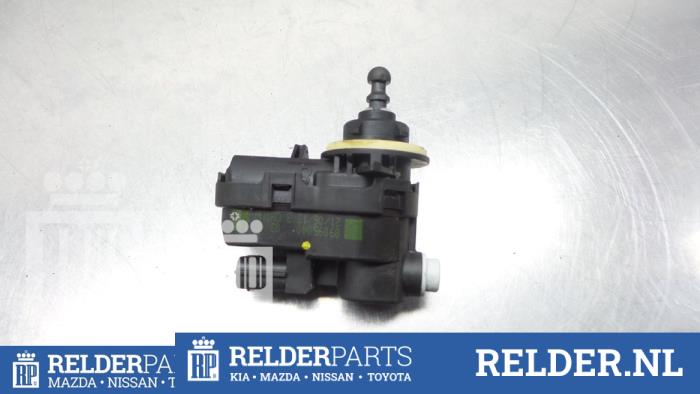 Używane Silnik reflektora Nissan Juke (F15) 1.5 dCi Cena € 23,00 Procedura marży oferowane przez Relder Parts B.V.