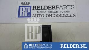 Gebrauchte Schalter Toyota RAV4 (A2) 2.0 D-4D 16V 4x4 Preis € 23,00 Margenregelung angeboten von Relder Parts B.V.