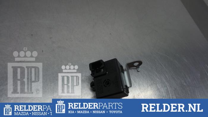 Używane Przekaznik Toyota Corolla Verso (R10/11) 1.8 16V VVT-i Cena € 25,00 Procedura marży oferowane przez Relder Parts B.V.