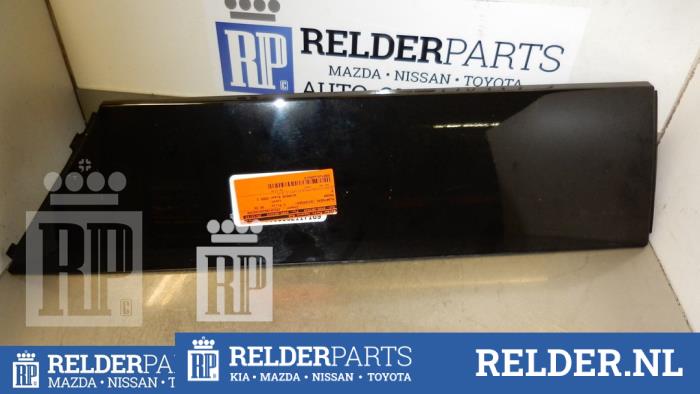 Używane Blacha (rózne) Mazda 5 (CR19) 1.8i 16V Cena € 32,00 Procedura marży oferowane przez Relder Parts B.V.