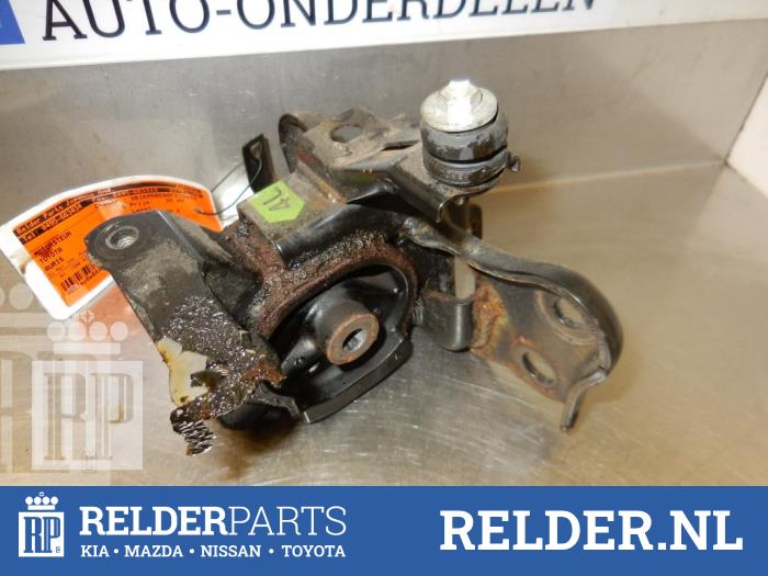 Used Engine mount Toyota Auris (E15) 1.4 VVT-i 16V Price € 27,00 Margin scheme offered by Relder Parts B.V.