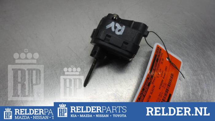 Używane Silnik reflektora Toyota RAV4 (A2) 2.0 D-4D 16V 4x4 Cena € 23,00 Procedura marży oferowane przez Relder Parts B.V.