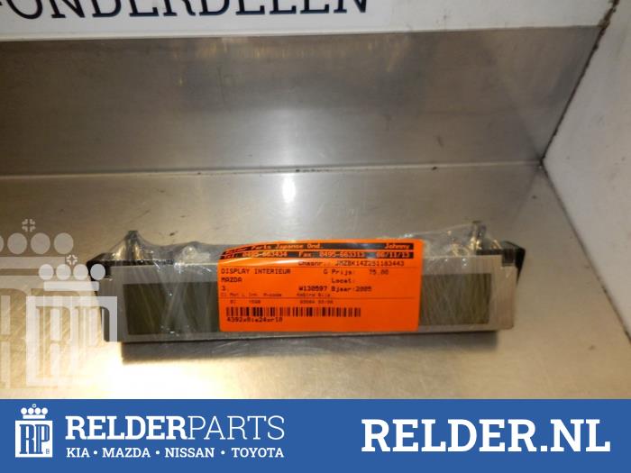 Begagnade Innerdisplay Mazda 3 Sport (BK) 1.6i 16V Pris € 50,00 Marginaltabell erbjuds av Relder Parts B.V.