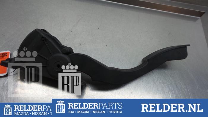 Gaspedalposition Sensor van een Mazda 3 Sport (BK) 1.6 CiTD 16V 2006