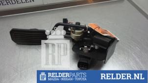 Używane Czujnik polozenia pedalu gazu Toyota Avensis (T25/B1D) 2.0 16V D-4D-F Cena € 54,00 Procedura marży oferowane przez Relder Parts B.V.