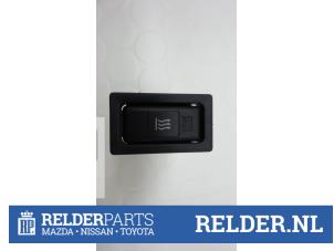 Used Seat heating switch Toyota Avensis Wagon (T25/B1E) 2.0 16V D-4D Price € 23,00 Margin scheme offered by Relder Parts B.V.