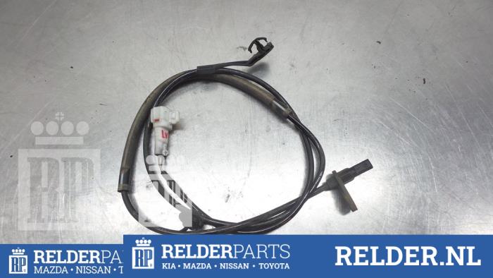 Begagnade ABS-sensor Toyota Yaris II (P9) 1.0 12V VVT-i Pris € 36,00 Marginaltabell erbjuds av Relder Parts B.V.