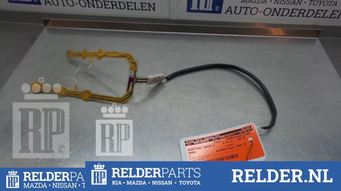 Begagnade Sätessensor, höger Mazda 2 (DE) 1.3 16V S-VT Pris € 68,00 Marginaltabell erbjuds av Relder Parts B.V.