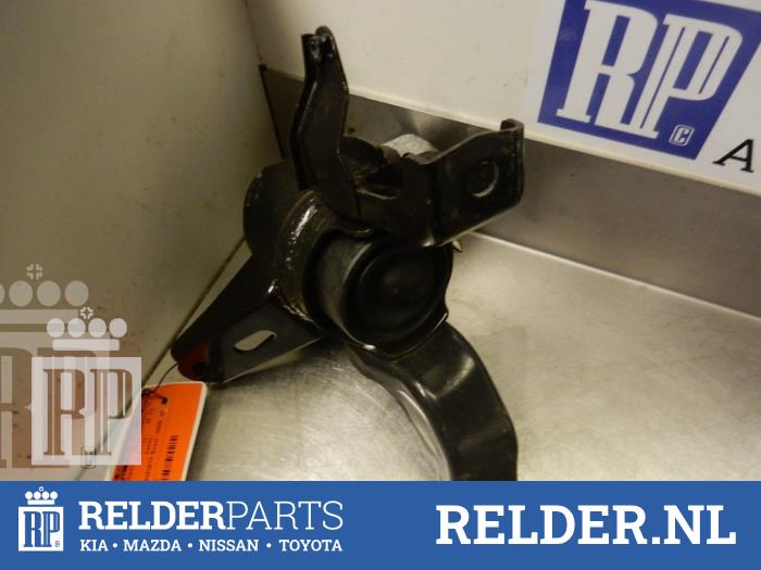 Used Engine mount Toyota Auris (E15) 1.6 Dual VVT-i 16V Price € 27,00 Margin scheme offered by Relder Parts B.V.