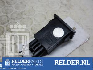 Used Tank cap cover switch Toyota Avensis (T25/B1D) 2.0 16V D-4D Price € 18,00 Margin scheme offered by Relder Parts B.V.