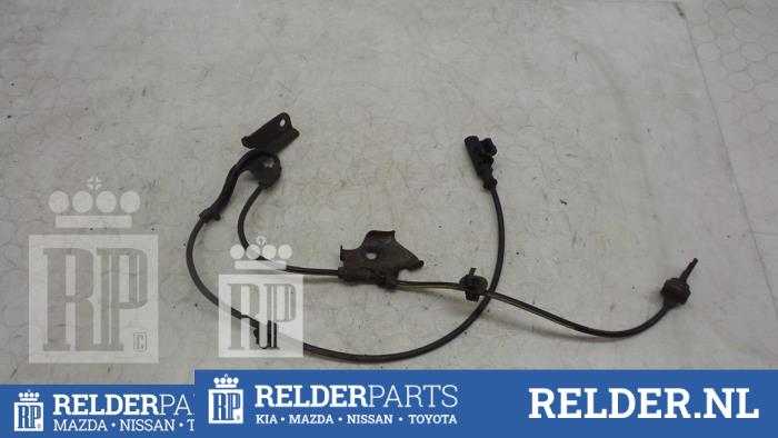 Begagnade ABS-sensor Toyota Auris (E15) 1.6 Dual VVT-i 16V Pris € 36,00 Marginaltabell erbjuds av Relder Parts B.V.