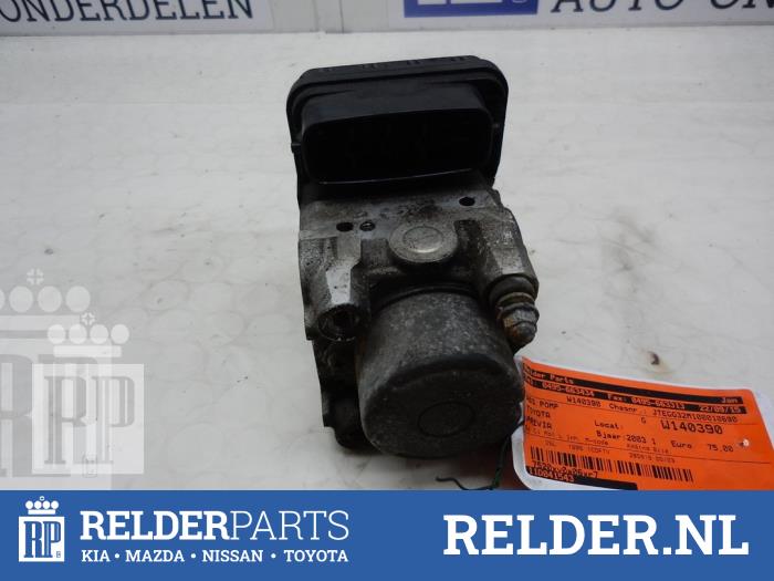 Used ABS pump Toyota Previa (R3) 2.0 D-4D 16V Price € 68,00 Margin scheme offered by Relder Parts B.V.