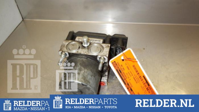 Usagé Ordinateur ABS Nissan Primera (P12) 2.2 dCi 16V Prix € 45,00 Règlement à la marge proposé par Relder Parts B.V.