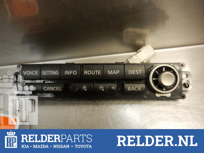 Used On-board computer controller Nissan X-Trail (T30) 2.2 dCi 16V 4x4 Price € 68,00 Margin scheme offered by Relder Parts B.V.