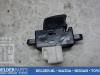 Electric window switch from a Nissan X-Trail (T30) 2.2 dCi 16V 4x4 2005