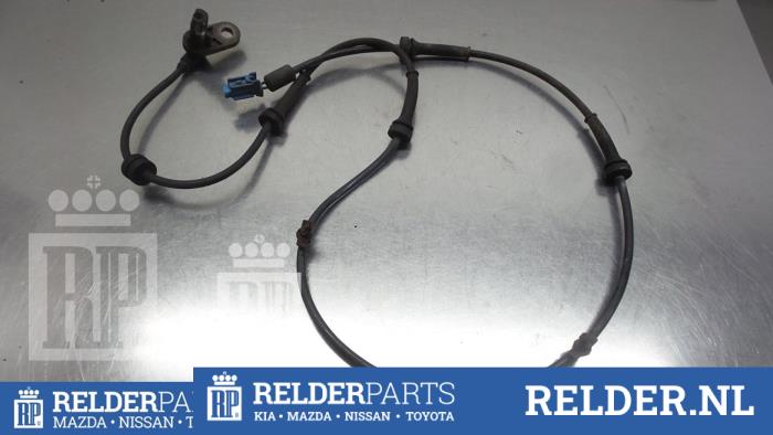 Begagnade ABS-sensor Nissan Primera Traveller (W12) 1.8 16V Pris € 27,00 Marginaltabell erbjuds av Relder Parts B.V.