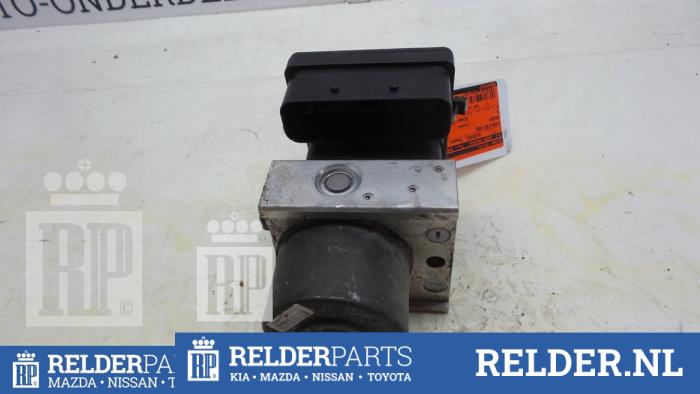 Begagnade ABS-dator Mazda 3 Sport (BK) 1.6 CiTD 16V Pris € 75,00 Marginaltabell erbjuds av Relder Parts B.V.